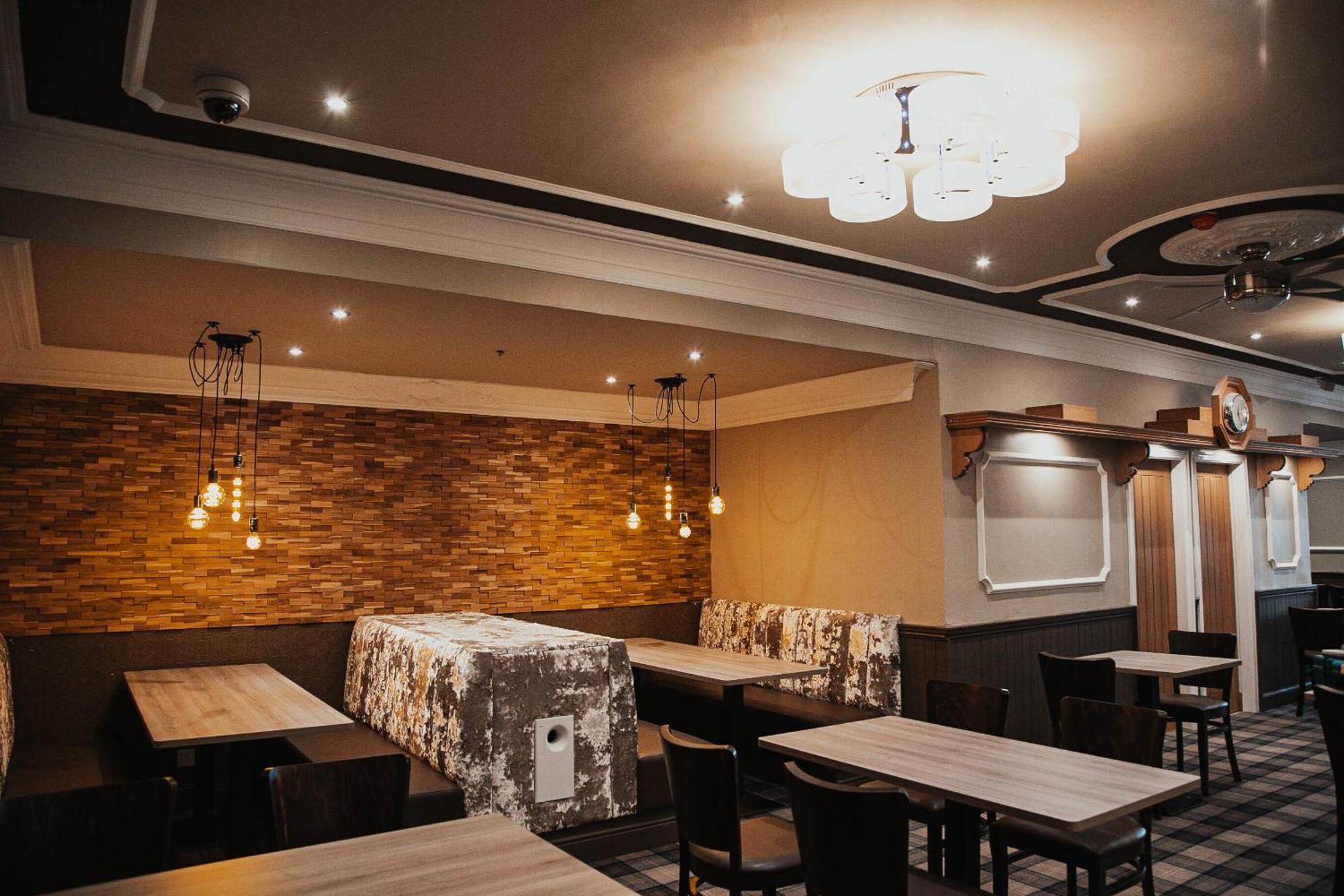 Mill And Brae Hotel Пейзли Екстериор снимка